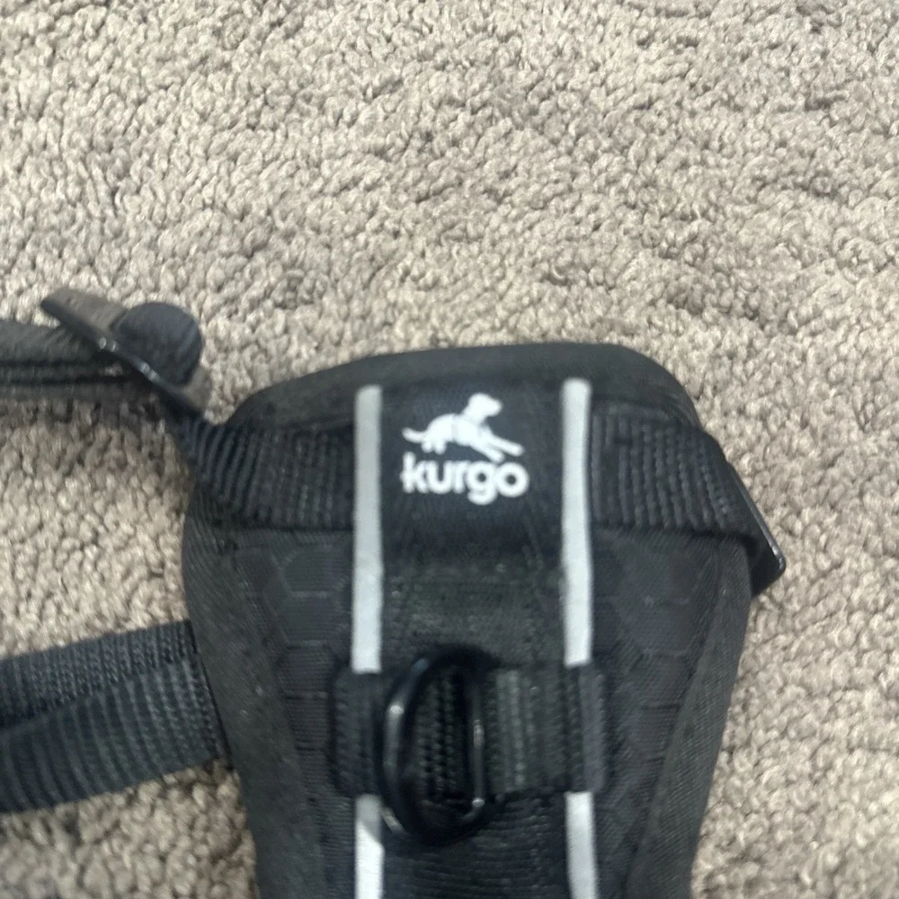 Play! Small Harness small. New no tags
